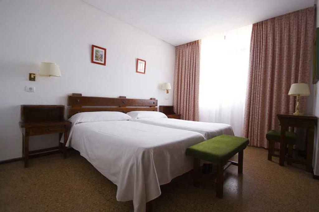 Apartamentos La Nogalera Torremolinos Værelse billede